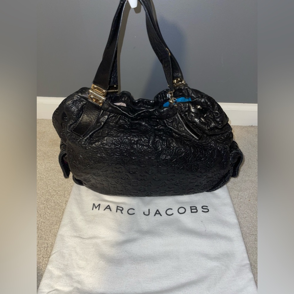 MARC JACOBS Pebbled Leather Hobo Bag - Black